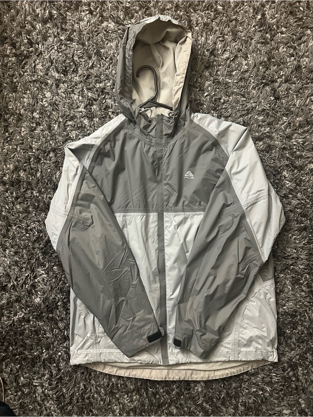 Nike ACG Windbreaker jacket size Large Men